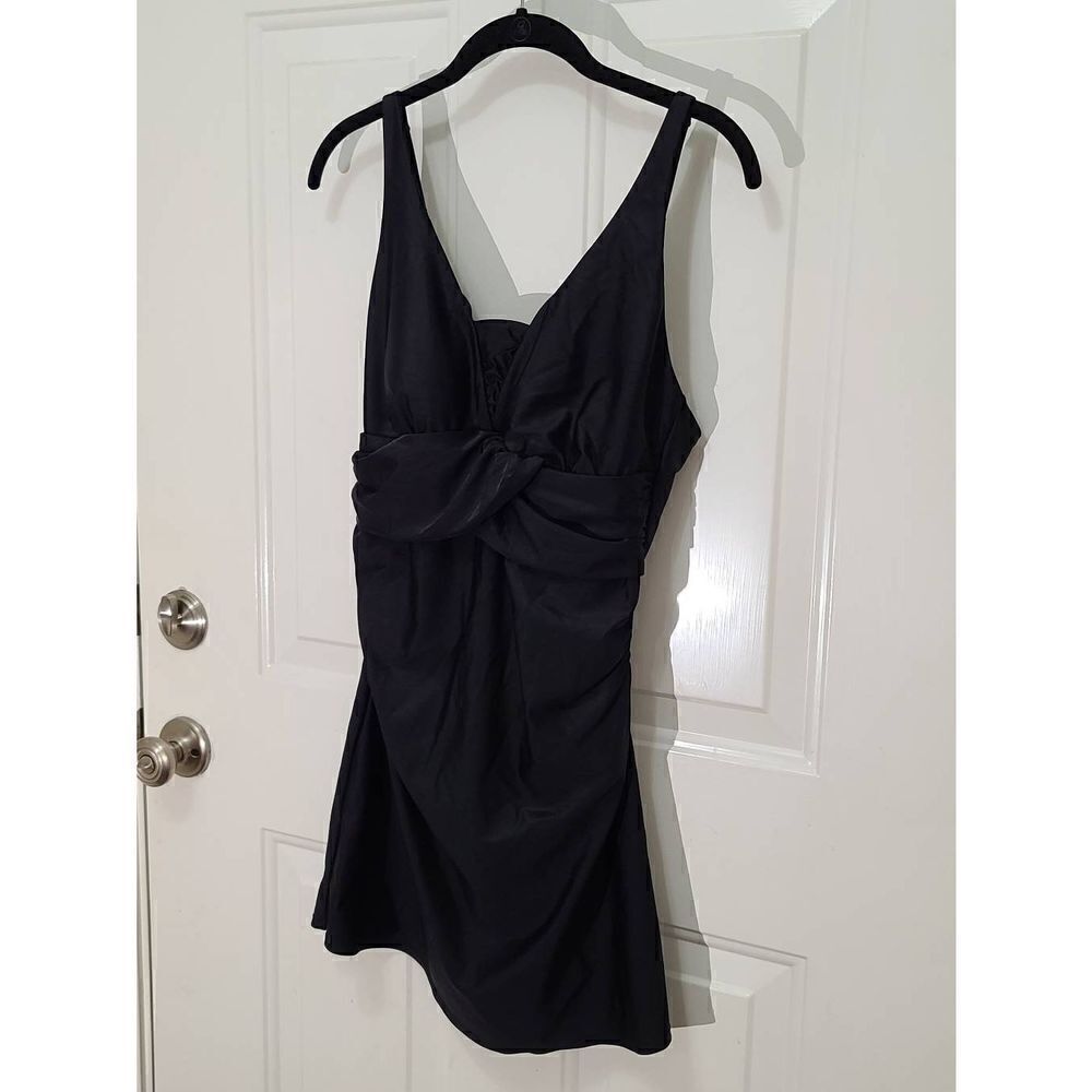 St Johns sz 12  one piece Swimsuit Swimdress W/skirt spring/summer
